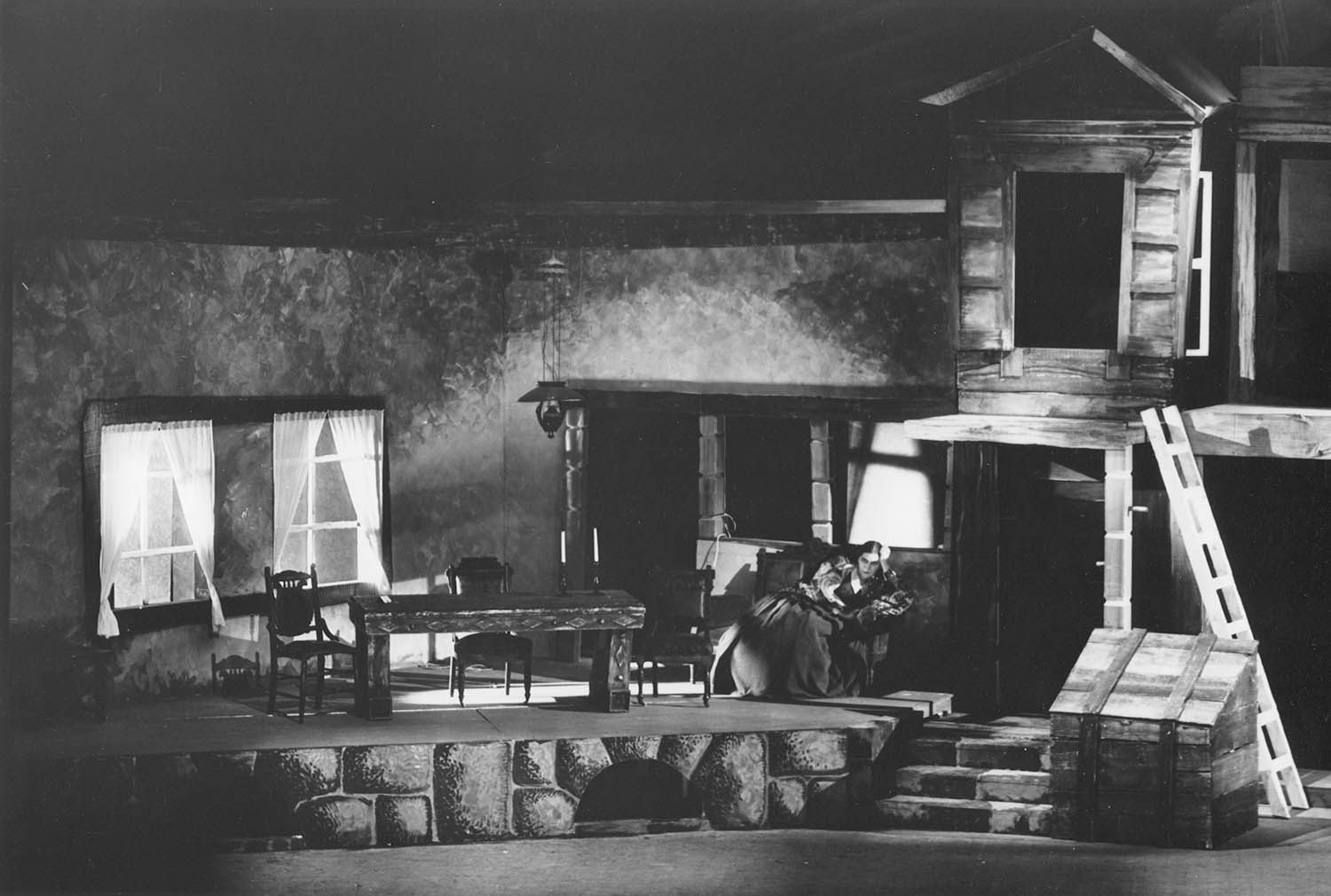 Photograph of Act I, scene 1 of Cleveland production of Lady Macbeth of Mtsensk