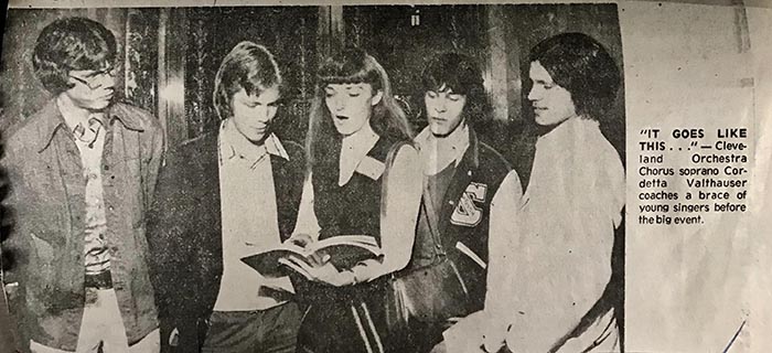 Photograph of The Cleveland Orchestra Chorus soprano Cordetta Valthauser preparing young attendees of the 1975 “Sing Messiah!” appearing in the Cleveland Press (12/9/1975). 