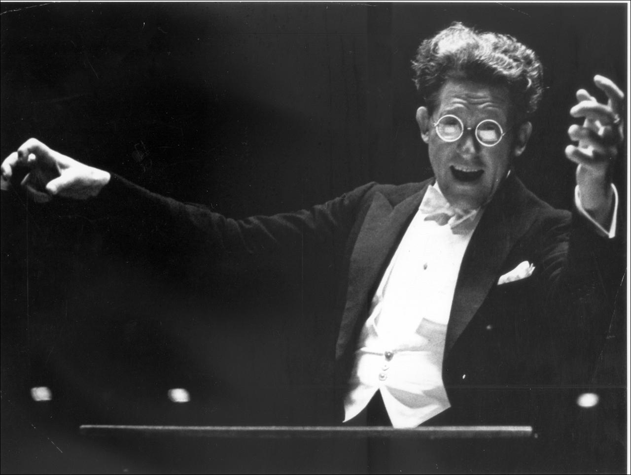 Artur Rodzinski conducting, early 1930s.